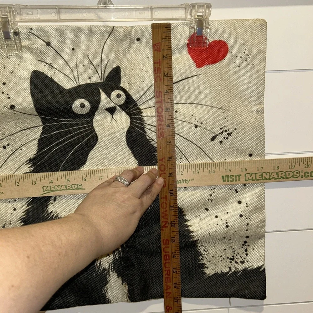 Pillow Cover Cotton Black & White Cat Red Heart Valentine Love 17